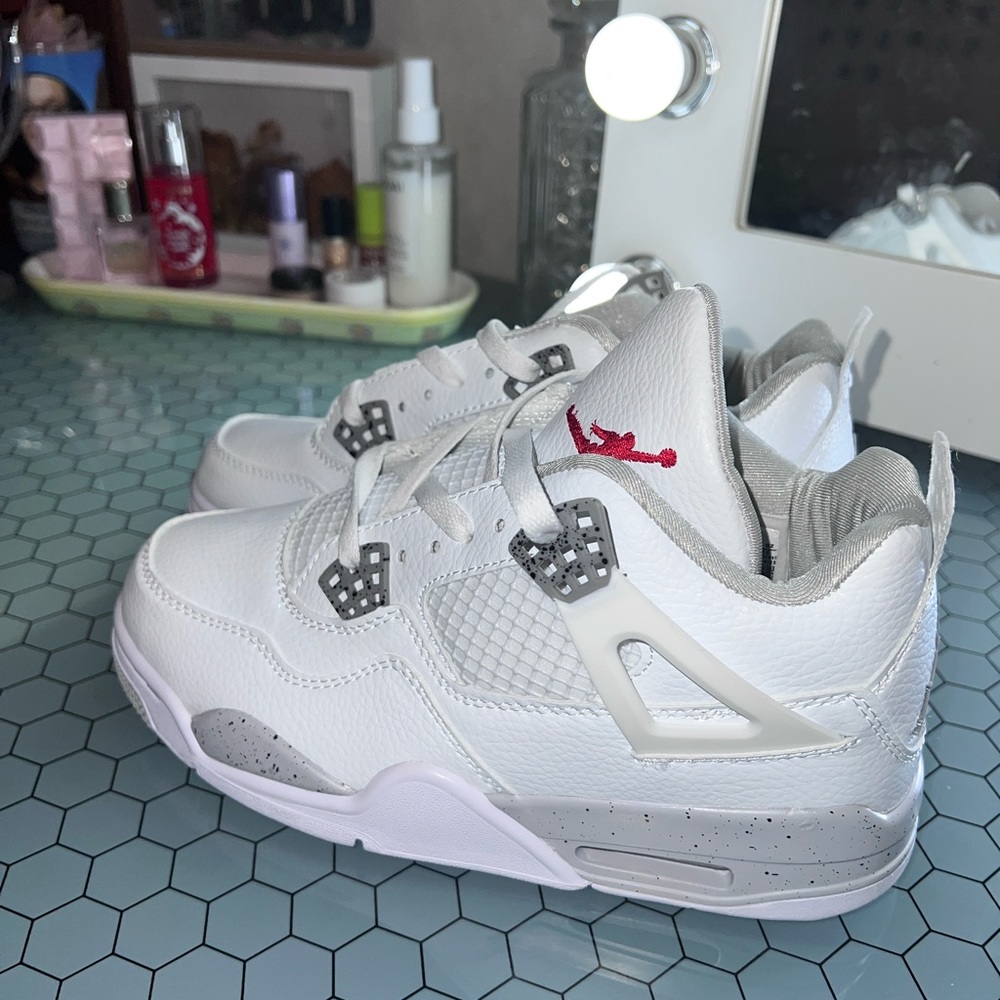 Jordan 4s White Oreo